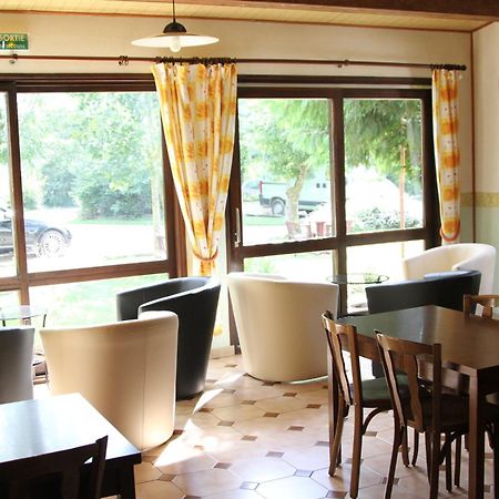 Logis Auberge De La Plaine La Rothière Exteriör bild