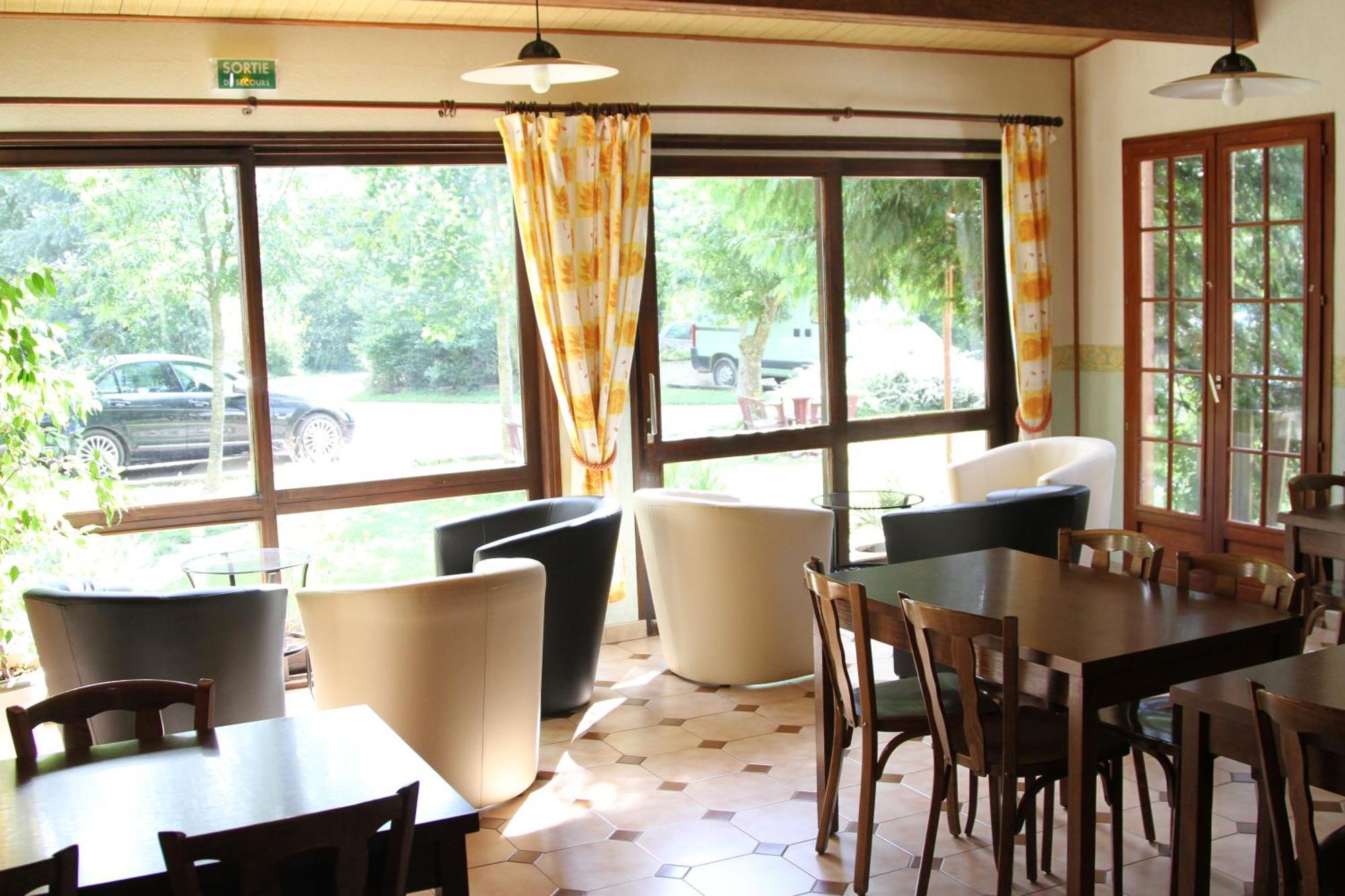 Logis Auberge De La Plaine La Rothière Exteriör bild